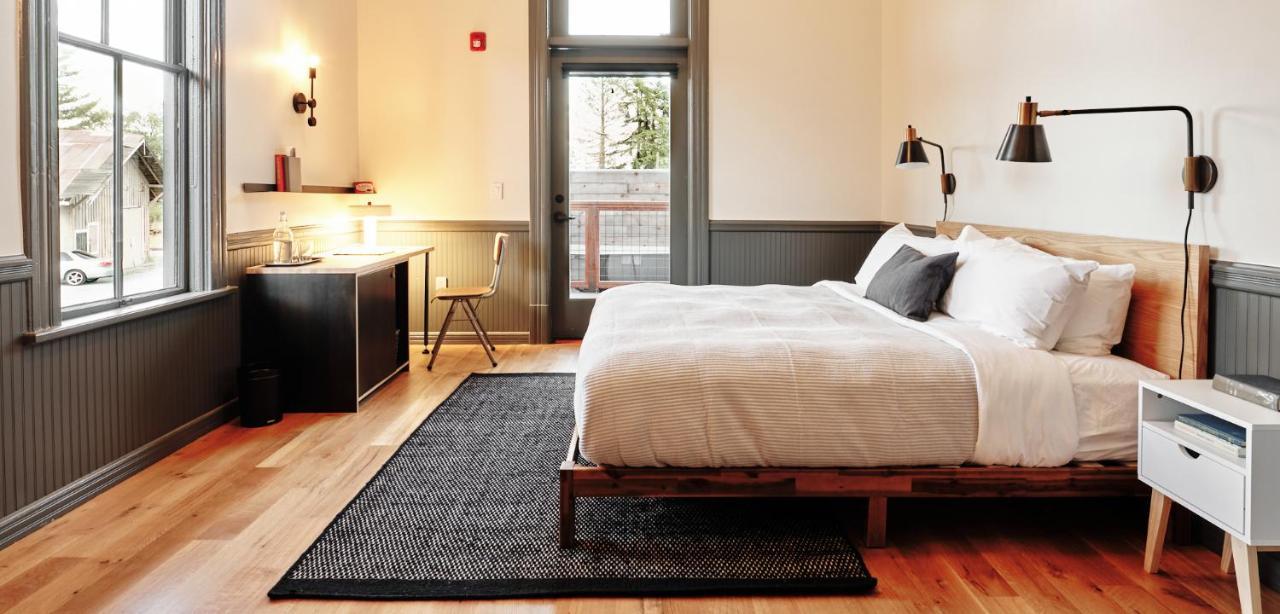 Thatcher Hotel Hopland Extérieur photo