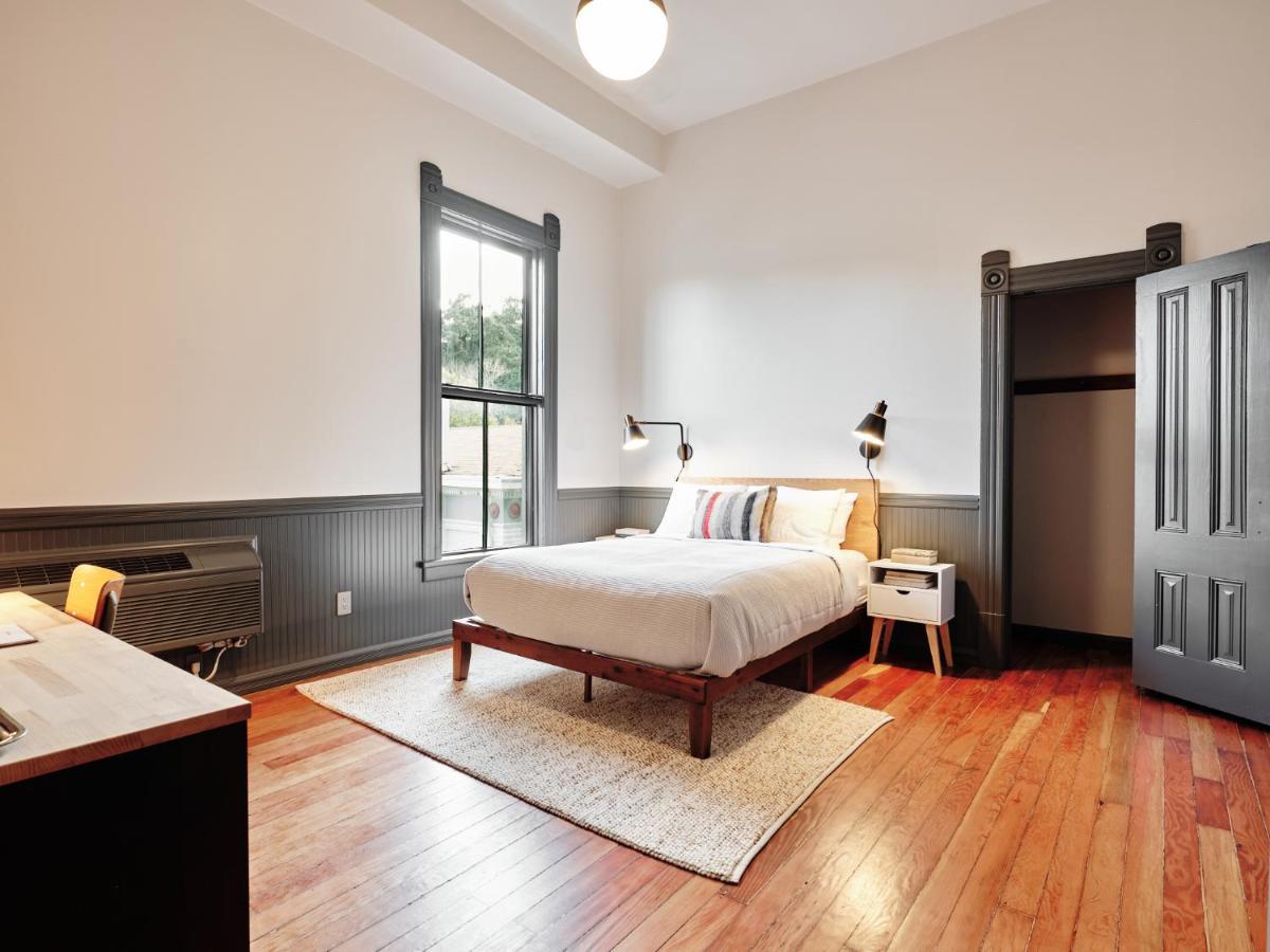 Thatcher Hotel Hopland Extérieur photo